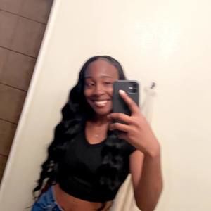 Meet your Posher, Deliyah